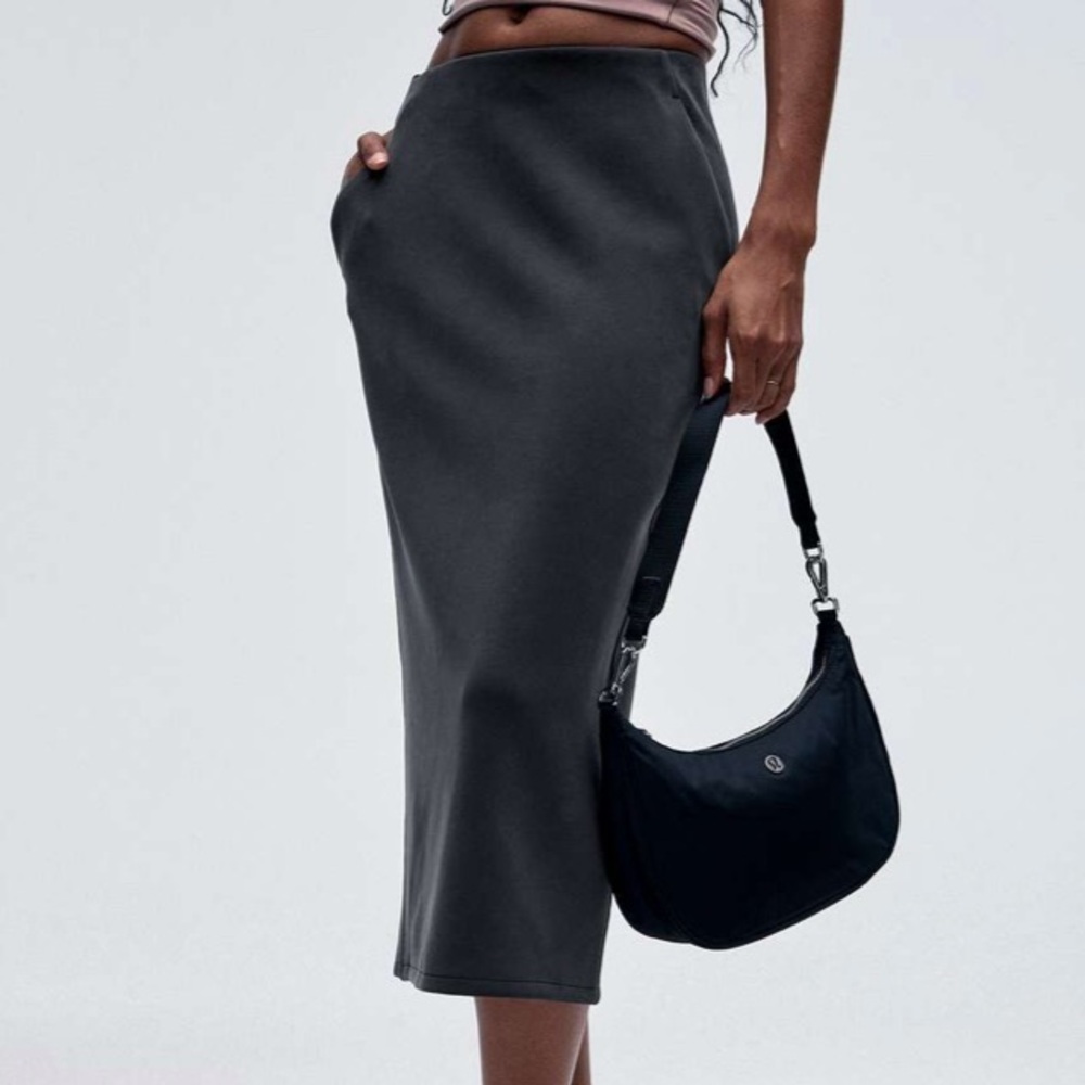 Lululemon Softstreme High-Rise Midi Skirt Black Size 0